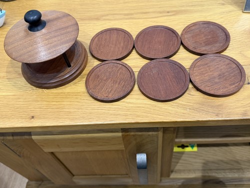 Wooden drink coasters set