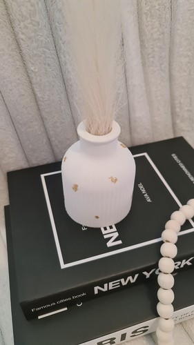 Handmade white gypsum vase - gypsum,