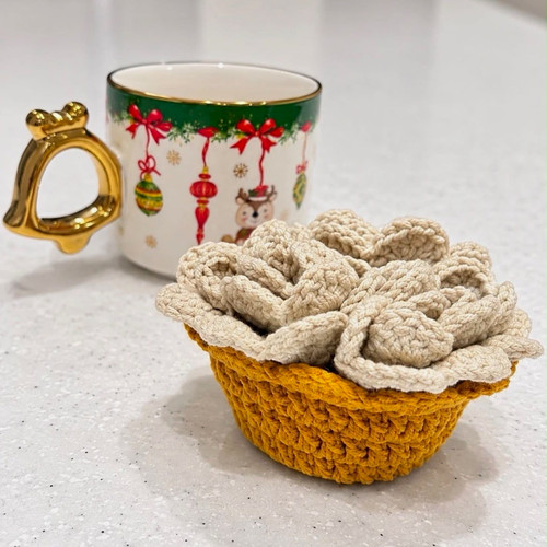 Handmade crochet round - handmade, flower